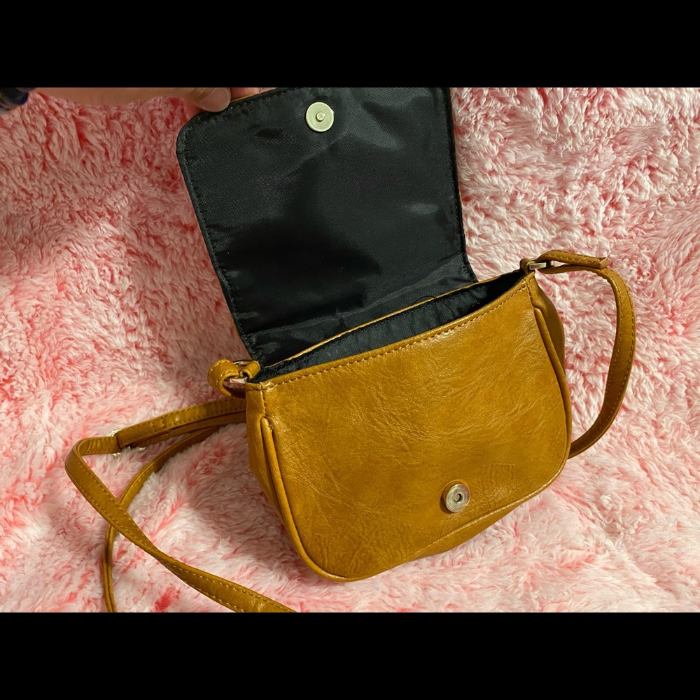 Kenneth Cole Reaction Wooster St Foldover Flap Mini Bag, Tan - Picture 3 of 6